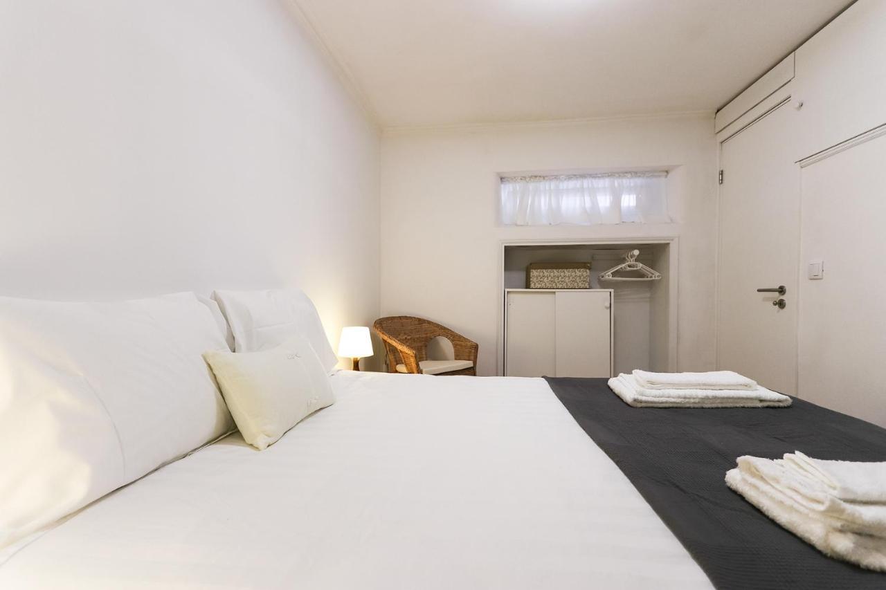 Wal Apartments- 3 Bedrooms With Parking Space Лиссабон Экстерьер фото
